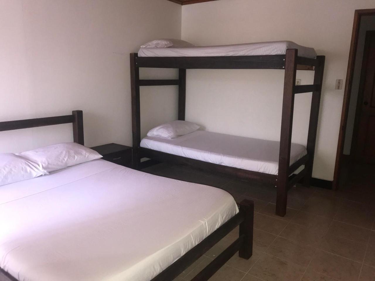 Hotel Y Balneario El Descanso Villavicencio Luaran gambar